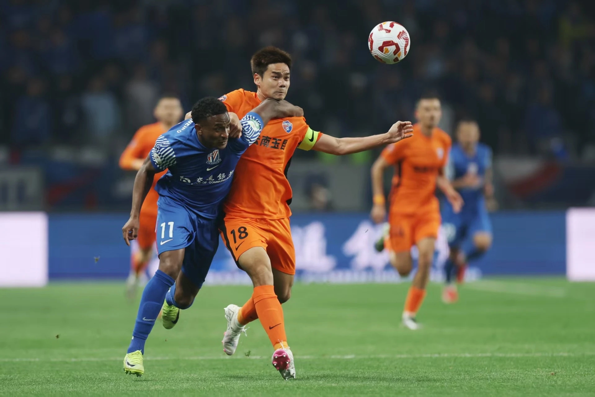 乐鱼体育-关于上海申花迎社区盾关键赛，国际比赛日状态回暖，球迷炸锅，医务组通报恢复的信息